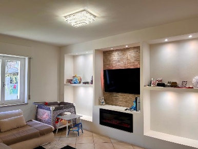 Foto Casa indipendente a Collesalvetti Centro di 115 m² con 4 locali