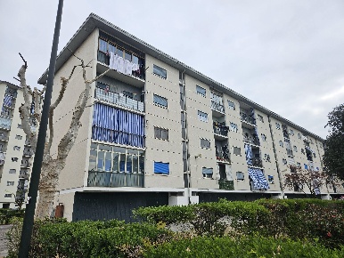 Foto Appartamento a Torino Falchera di 128 m² con 5 locali in vendita