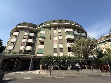 Foto Appartamento a Melzo di 110 m² con 6 locali in vendita