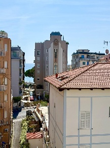 Foto Appartamento in Via Leonardo da Vinci, Alassio Via Roma, Borgo Barusso