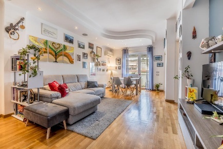 Foto Appartamento in via Taurianova, Roma di 90 m² con 3 locali in vendita