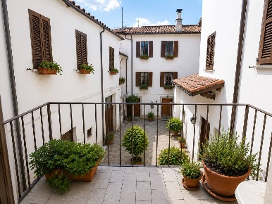 Foto Appartamento in via Bacilina, Forlì Centro Storico di 78 m² in vendita
