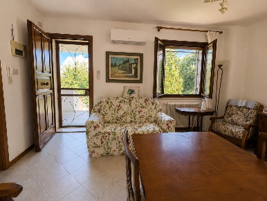 Foto Appartamento a Bibbona Centro di 110 m² con 7 locali in vendita