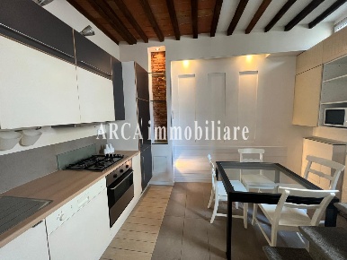Foto Casa indipendente a Pietrasanta di 65 m² con 4 locali in vendita