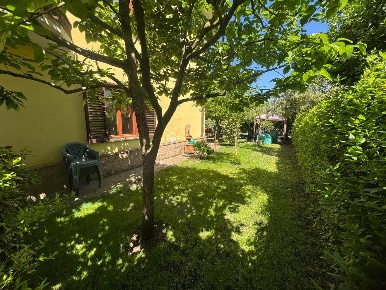 Foto Casa indipendente a Monticiano Lama di 75 m² con 4 locali in vendita