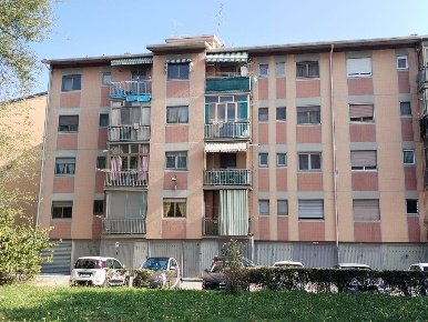 Foto Appartamento a Torino Falchera di 100 m² con 4 locali in vendita