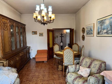 Foto Appartamento a Siena Ravacciano di 90 m² con 4 locali in vendita