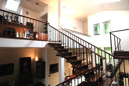 Foto Appartamento in via nicolo' biondo  00, Carpi di 370 m² con 6 locali