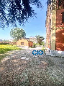 Foto Attico a Bologna Borgo Panigale di 170 m² con 5 locali in vendita