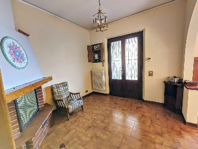 Foto Appartamento a Montecatini-Terme di 95 m² con 5 locali in vendita