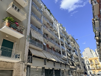 Foto Appartamento in Via Nicola Bavaro 53, Bari Libertà di 150 m²