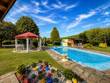 Foto Villa unifamiliare a Roma La Giustiniana di 1020 m² in affitto