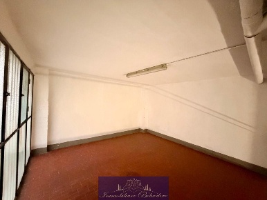 Foto Posti auto in Via Luigi Bertelli Vamba, Firenze Coverciano di 24 m²