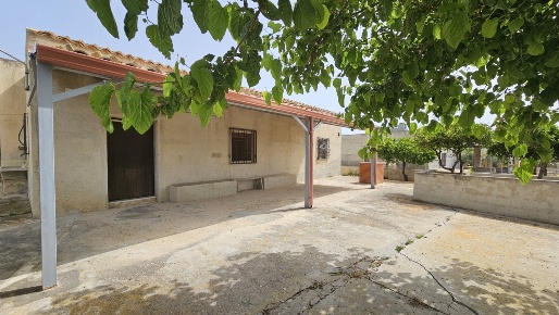 Foto Villa unifamiliare in Via del Gorgo Salato 481, Ispica di 75 m²