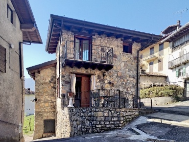 Foto Appartamento in Via Navono 1, Pertica Alta di 117 m² con 3 locali