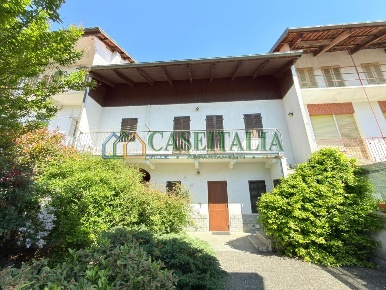 Foto Villa singola a Azeglio di 100 m² con 4 locali in vendita