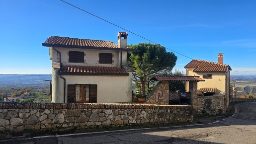 Foto Villa singola in Via Sasso Grosso 2, Montecchio Centro di 132 m²