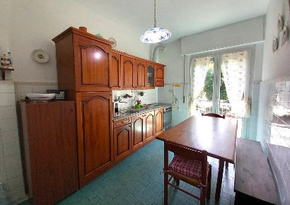 Foto Appartamento a Recco di 75 m² con 6 locali in vendita