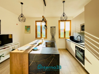 Foto Appartamento in Via Visola 11, Ameglia Centro di 103 m² con 4 locali