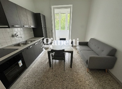 Foto Appartamento in Via FERRERE 14, Torino Cenisia di 80 m² con 3 locali