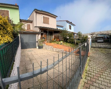 Foto Villa a schiera in Via GARIBALDI 52, Monte Cremasco di 150 m²
