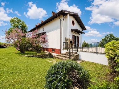 Foto Casa indipendente in Via Tre Venti 3, Colli Verdi Carmine di 250 m²