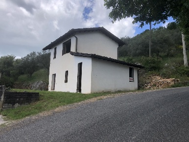 Foto Rustico in Via Castagneto snc, Alatri di 80 m² in vendita