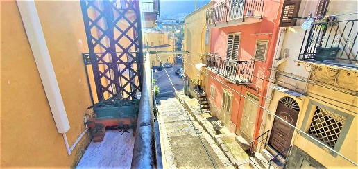 Foto Appartamento in Via Stella 15, Carini Centro di 35 m² con 2 locali