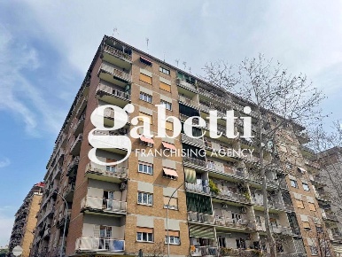 Foto Appartamento in Via OLEVANO ROMANO 71, Roma Tor de' Schiavi di 83 m²