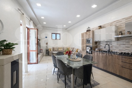 Foto Appartamento in Via GORIZIA SNC, Scafati Centro di 120 m² con 4 locali