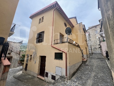 Foto Casa indipendente in Via Porta di Mare 2, Fiumefreddo Bruzio Centro