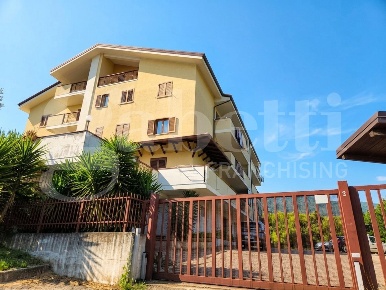 Foto Appartamento in Via CADUTI DELLE FOIBE 2, Marano Principato di 110 m²