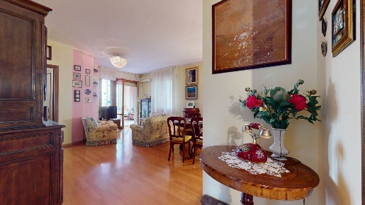 Foto Appartamento in Via Monte Vettore  1, Perugia di 100 m² con 3 locali