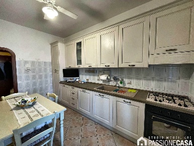 Foto Appartamento a Prato Chiesanuova di 100 m² con 4 locali in vendita