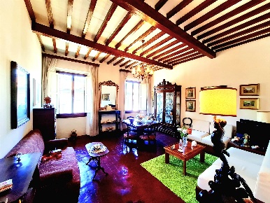 Foto Appartamento a Lastra a Signa Centro di 135 m² con 5 locali in vendita