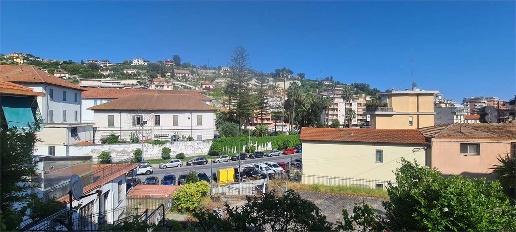 Foto Appartamento in strada san martino, Sanremo San Martino - Villetta
