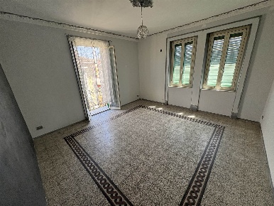 Foto Appartamento in RIONE GIOSTRA, Messina Giostra di 98 m² con 3 locali