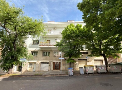 Foto Appartamento in viale san francesco, Sassari di 70 m² con 2 locali