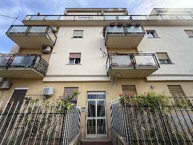Foto Appartamento in Via Giuseppe Pitrè, Palermo Altarello di 88 m²