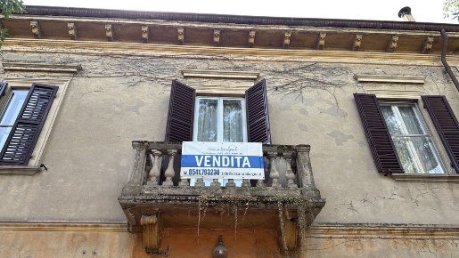 Foto Appartamento in Via Covignano, Rimini di 232 m² con 5 locali