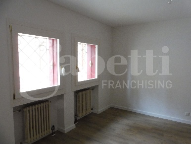 Foto Ufficio a Marostica Centro di 50 m² con 2 locali in affitto