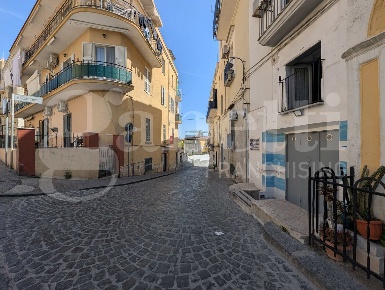 Foto Appartamento in Via Agrippina 00, Bacoli Centro di 60 m² con 2 locali