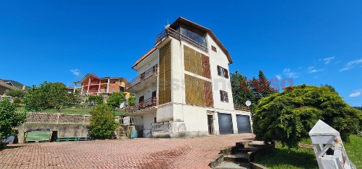 Foto Villa bifamiliare in Via marconi 3, San Pietro Val Lemina di 220 m²