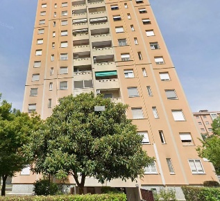 Foto Appartamento in Via Ugo Betti 139, Milano Gallaratese di 89 m²