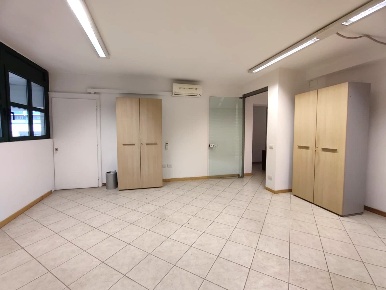 Foto Ufficio a Perugia Madonna Alta - Prepo di 86 m² con 3 locali