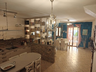 Foto Villa a schiera in di Focene, Fiumicino Focene di 130 m² con 5 locali