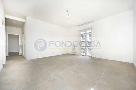Foto Appartamento in Viale Don Luigi Orione, Milano di 92 m² con 3 locali