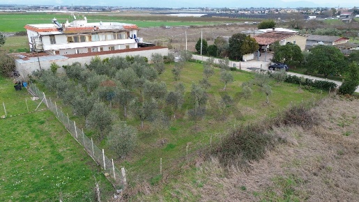 Foto Terreno residenziale in VIA VALGROSINA 13, Aprilia di 1280 m²