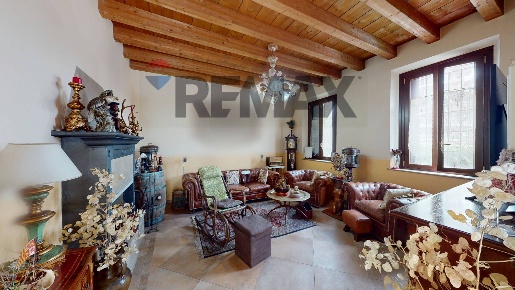 Foto Case semi ndipendenti in Via Luigi Invernizzi 14, Melzo di 210 m²