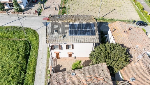 Foto Casa indipendente in VIA CORNEDOLE 89, Castelnovo di Sotto Centro